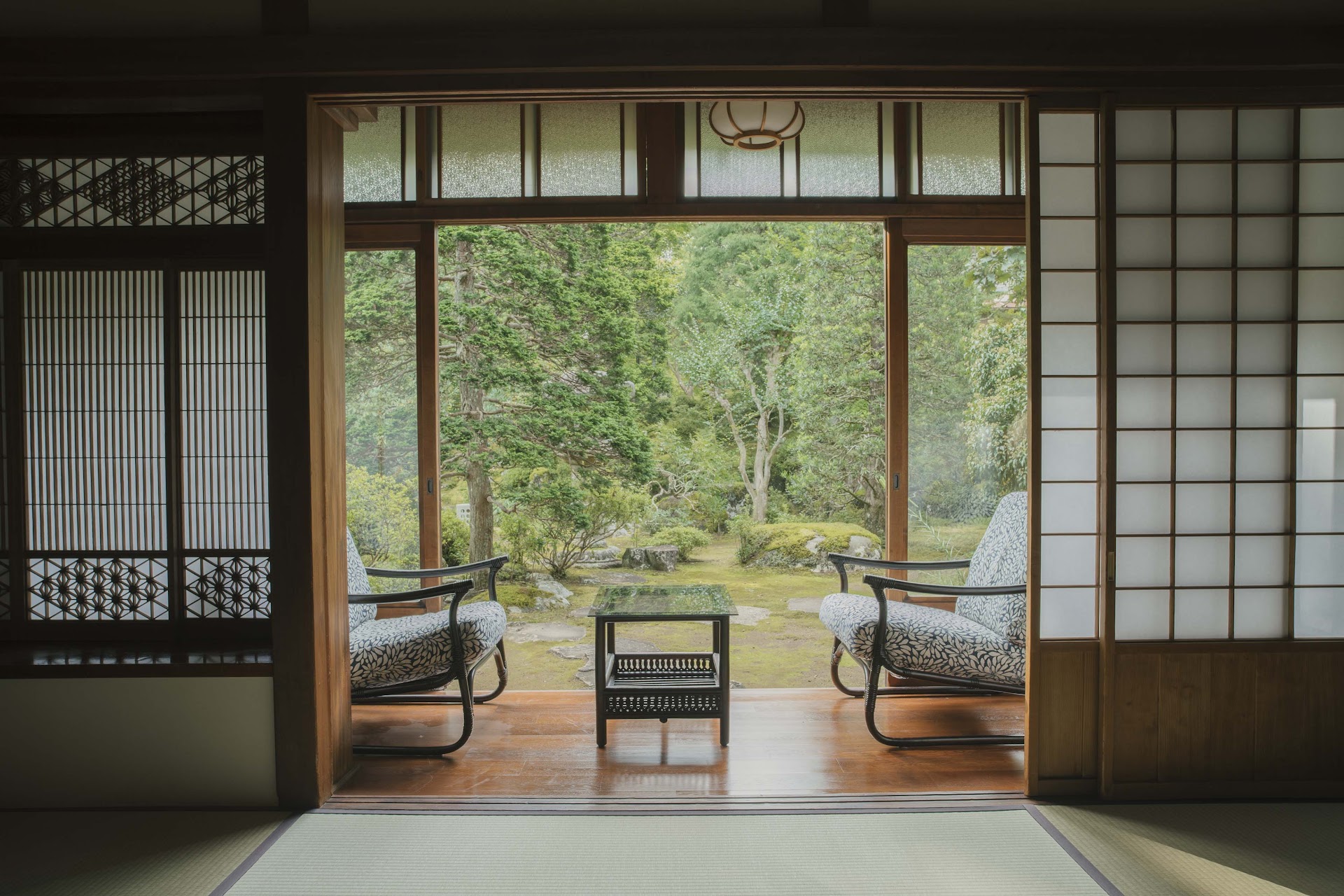Ochiairo — hotel-room-interior 2