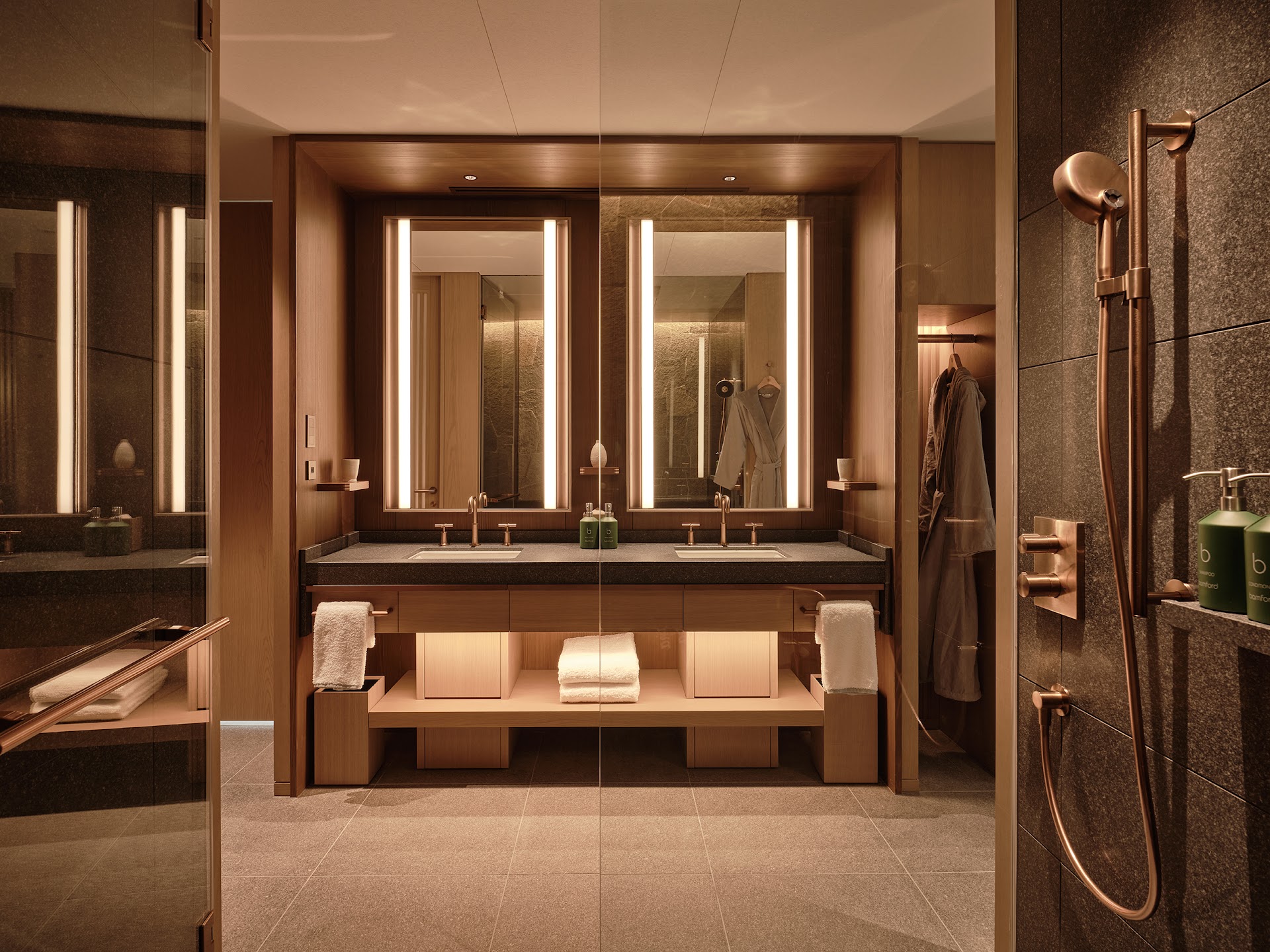 Patina Osaka — hotel-room-interior 2