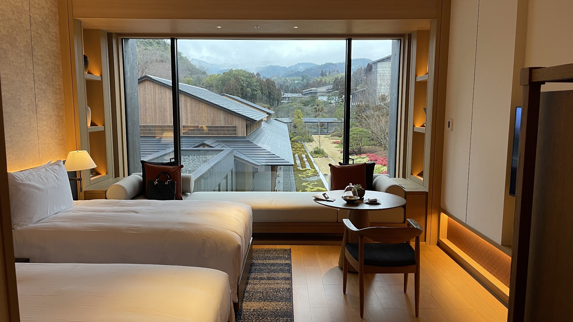 ROKU KYOTO — LXR Hotels & Resorts — hotel-room-interior 1