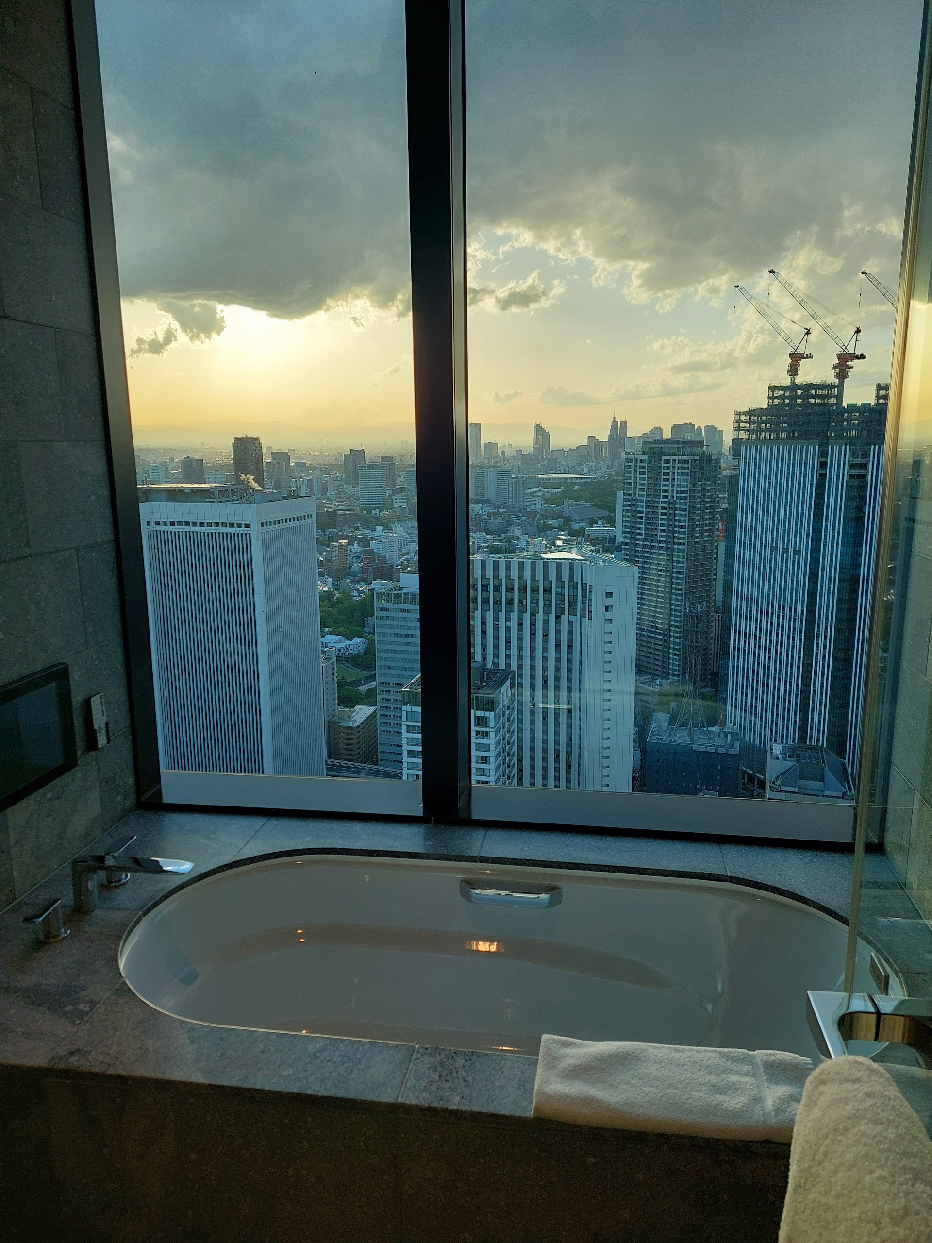 The Okura Tokyo — hotel-room-interior 1