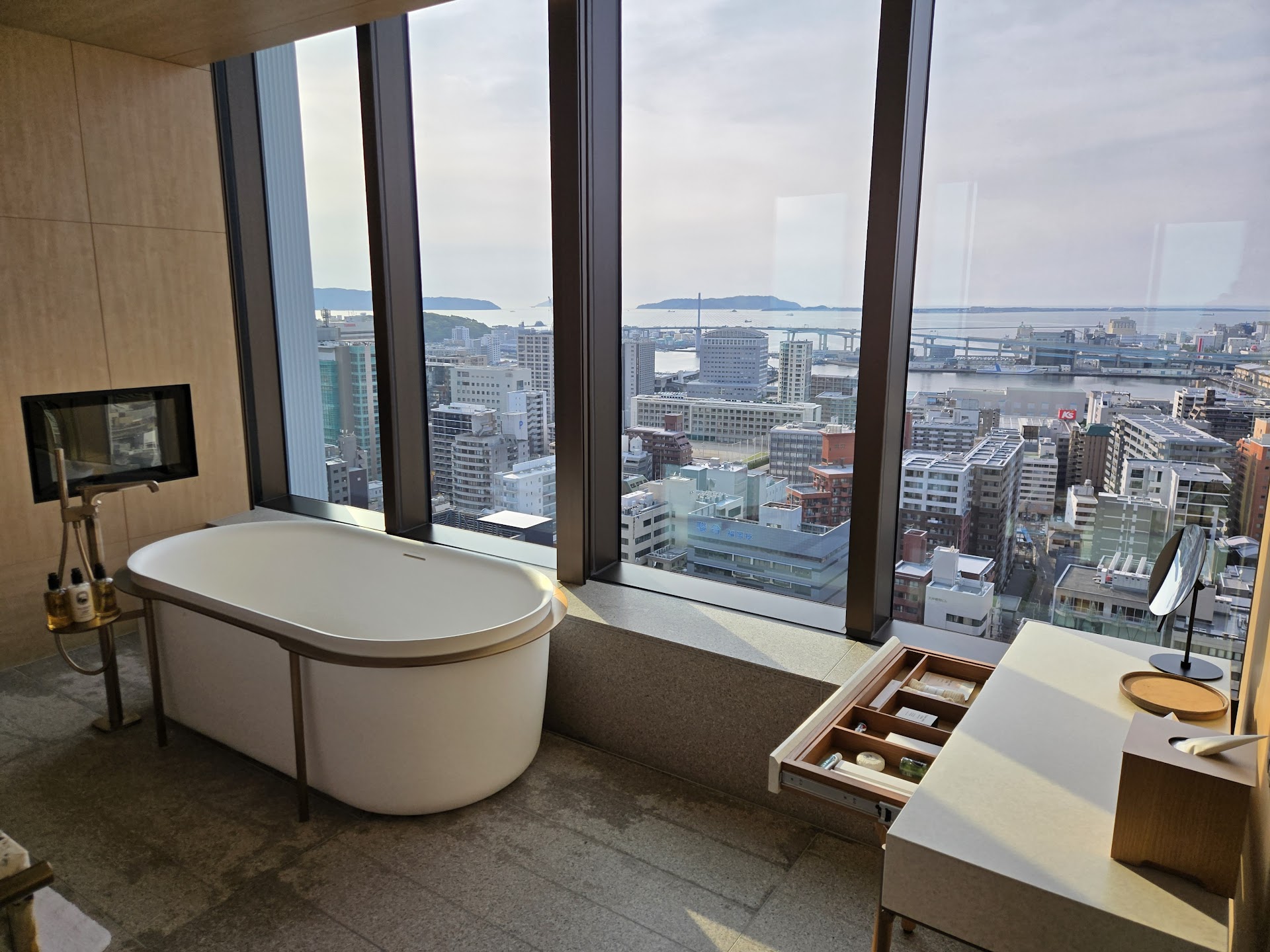 The Ritz-Carlton Fukuoka — hotel-room-interior 2