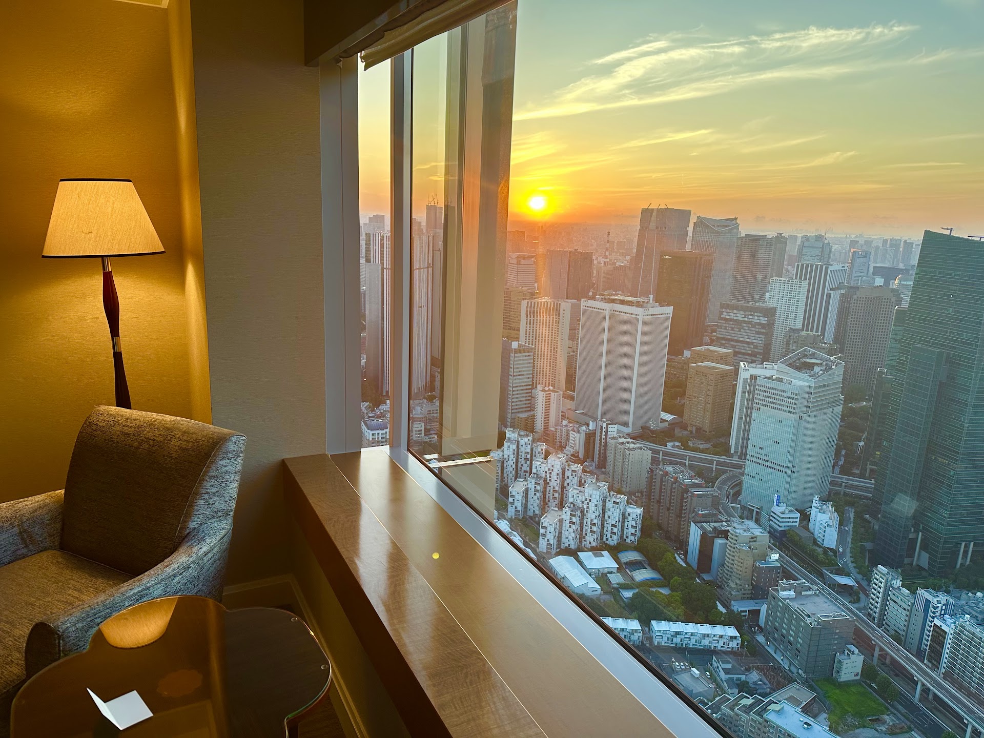 The Ritz-Carlton Tokyo — hotel-room-interior 1